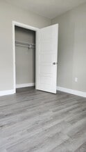 7412 Canterbury St, Unit 7412 in Spring Hill, FL - Building Photo - Building Photo