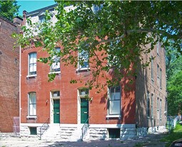 1519-1521 Mallinckrodt St in St. Louis, MO - Building Photo