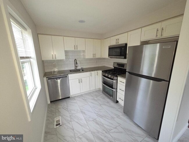 13071 Cardella Pl in Philadelphia, PA - Building Photo - Building Photo