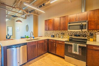 2727 E University Dr in Tempe, AZ - Building Photo - Building Photo