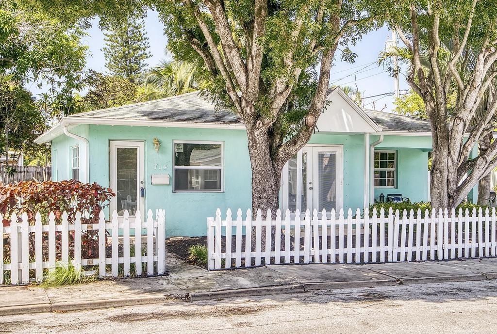 714 8th Ave N in Lake Worth Beach, FL - Building Photo