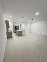 1304 Drake Rdg Dr in Kissimmee, FL - Building Photo - Building Photo