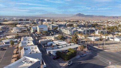 342 S Water St in Henderson, NV - Building Photo - Building Photo