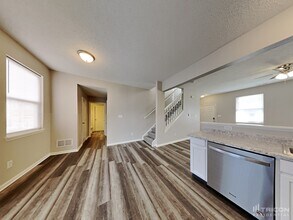 10810 Running Brook Rd in Indianapolis, IN - Building Photo - Building Photo