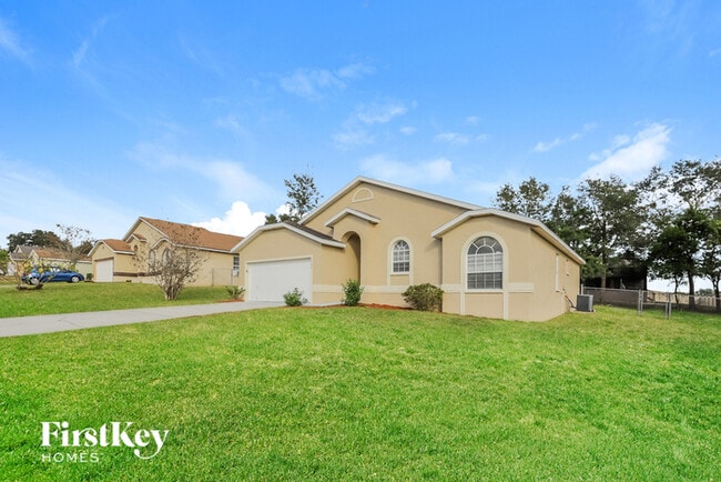 785 Hunt Dr in Lake Wales, FL - Building Photo - Building Photo