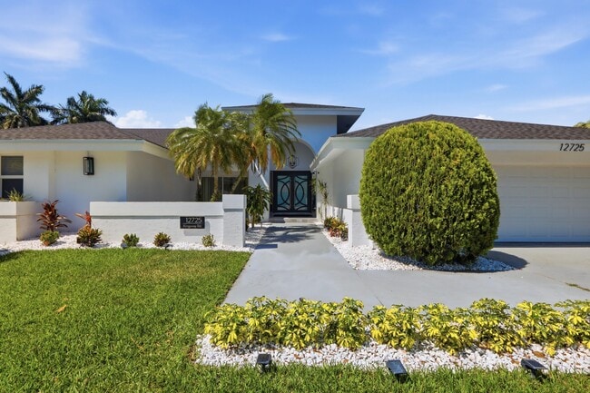 property at 12725 Kingsway Rd