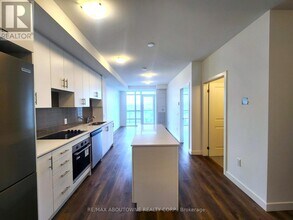 461 Green Rd in Hamilton, ON - Building Photo - Building Photo