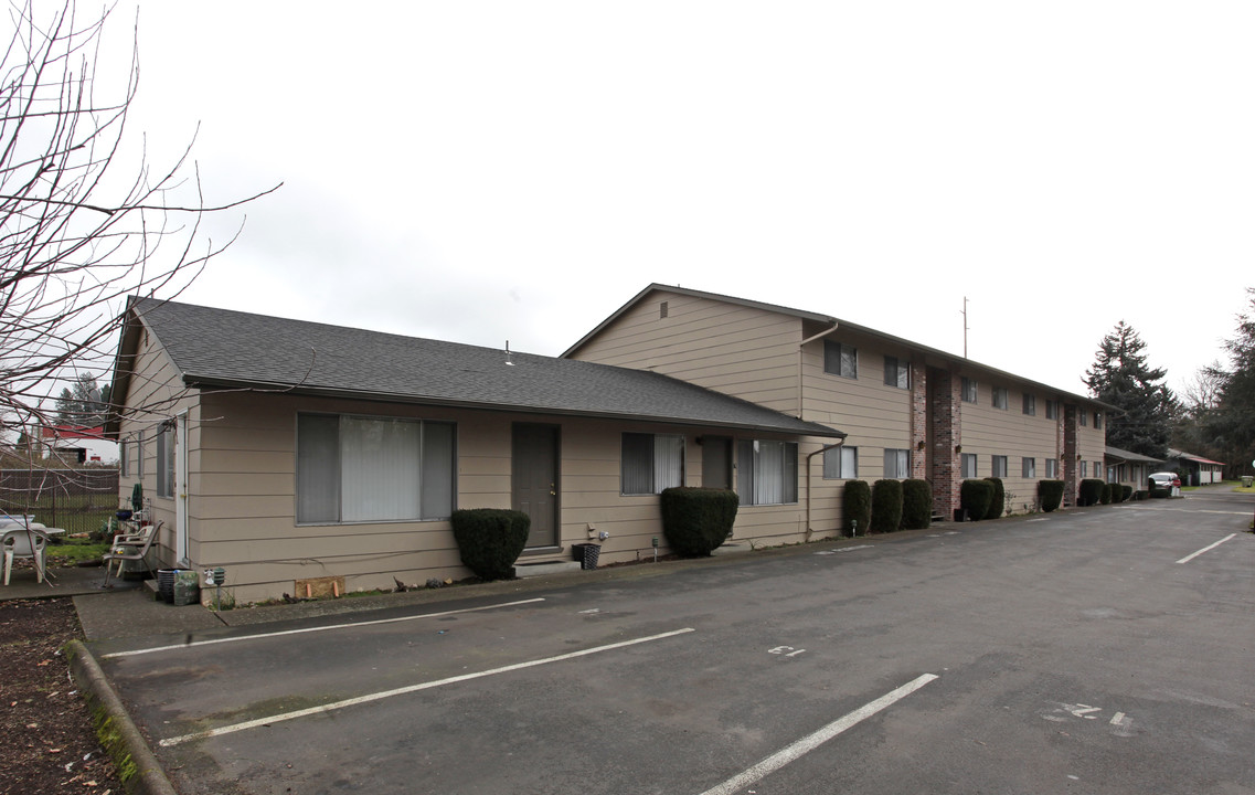 Aloha West Apartments in Beaverton, OR - Building Photo