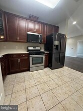 1136 Halifax Pl in Trenton, NJ - Building Photo - Building Photo