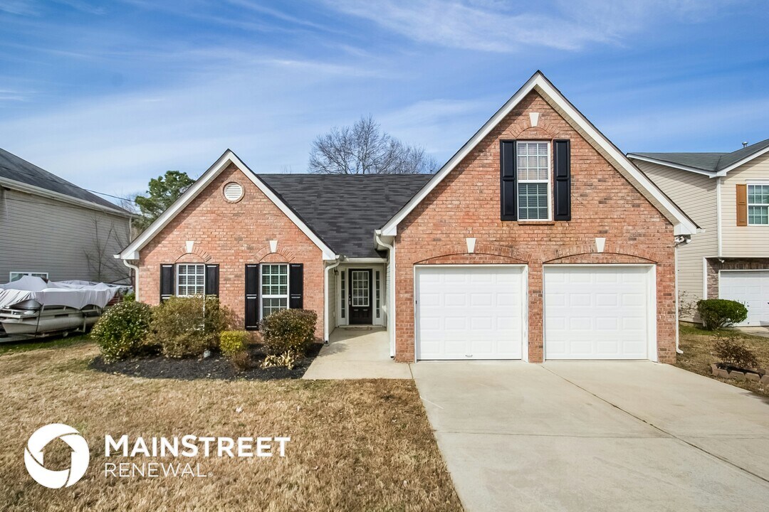 1628 Marceau Dr in Conley, GA - Building Photo