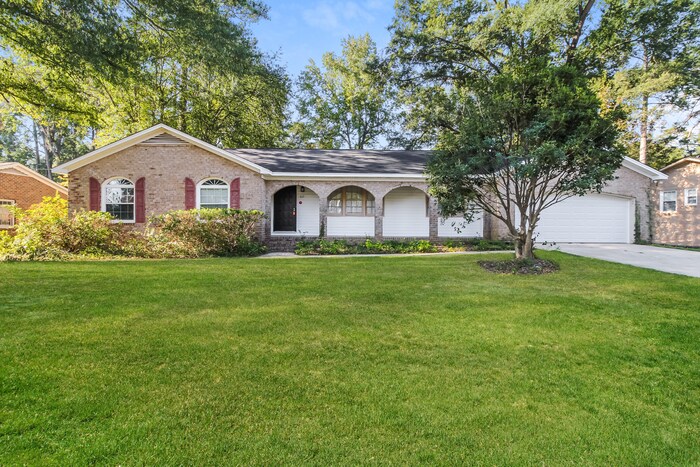 425 Shelton Dr in Columbia, SC - Building Photo