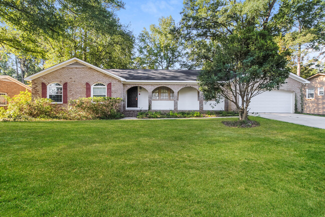 425 Shelton Dr