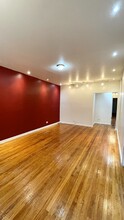 3072 E 79th St in Chicago, IL - Building Photo - Building Photo