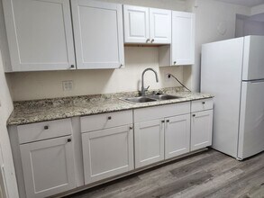 3387 Washington Blvd in Cleveland Heights, OH - Building Photo - Building Photo