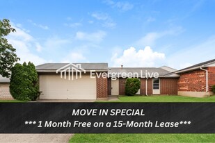 8654 Belle Chase Dr in Dayton, OH - Building Photo