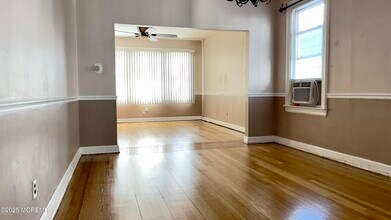 25 W 36th St in Bayonne, NJ - Building Photo - Building Photo