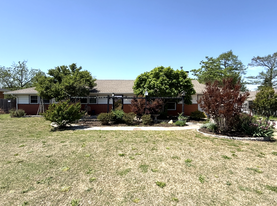 2817 Bella Vista Dr in Midwest City, OK - Building Photo