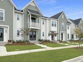 260 Symphony Ave in Summerville, SC - Building Photo - Building Photo