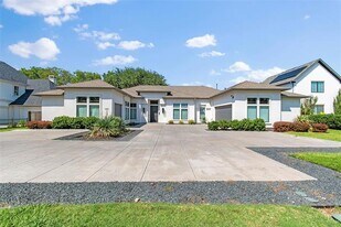 6223 Walnut Hill Ln in Dallas, TX - Building Photo