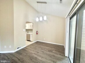505B Cypress Point Cir in Mount Laurel, NJ - Building Photo - Building Photo