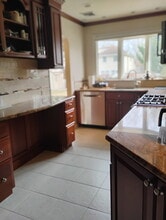 9 Harris Pl in Fair Lawn, NJ - Building Photo - Building Photo