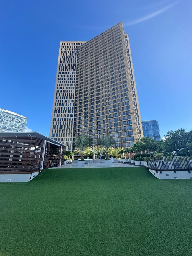 property at 987 Queen St