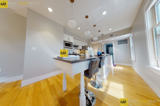 40 Bow St, Unit 1 in Cambridge, MA - Building Photo - Building Photo