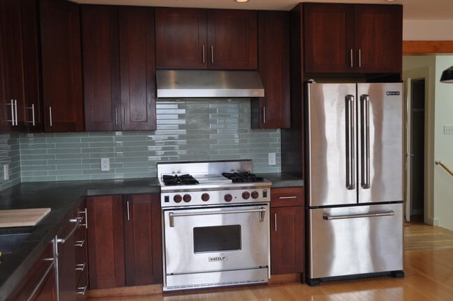 126 Shields St in San Francisco, CA - Building Photo - Building Photo