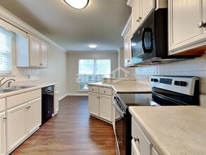 38 Dunnoman Dr in Savannah, GA - Building Photo - Building Photo