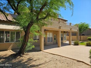 2037 E Indigo Brush Rd in Phoenix, AZ - Building Photo - Building Photo