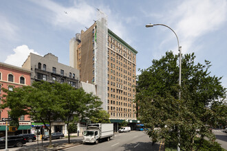 Charleton Apartments in New York, NY - Building Photo - Building Photo