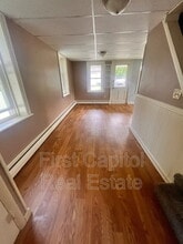 923 Greenbriar Rd in York, PA - Building Photo - Building Photo