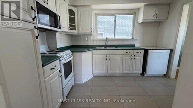 109 Goulding Ave in Toronto, ON - Building Photo - Building Photo