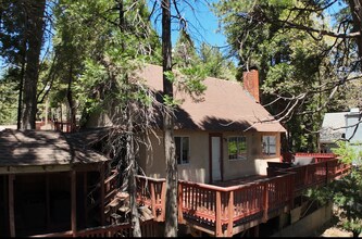 741 Old Toll Rd in Lake Arrowhead, CA - Building Photo - Building Photo