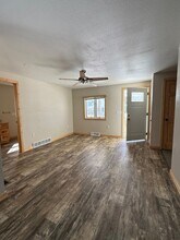 407 W Arnold St in Marshfield, WI - Building Photo - Building Photo