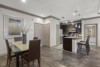 415 Armour Dr NE-Unit -10102 in Atlanta, GA - Building Photo - Building Photo