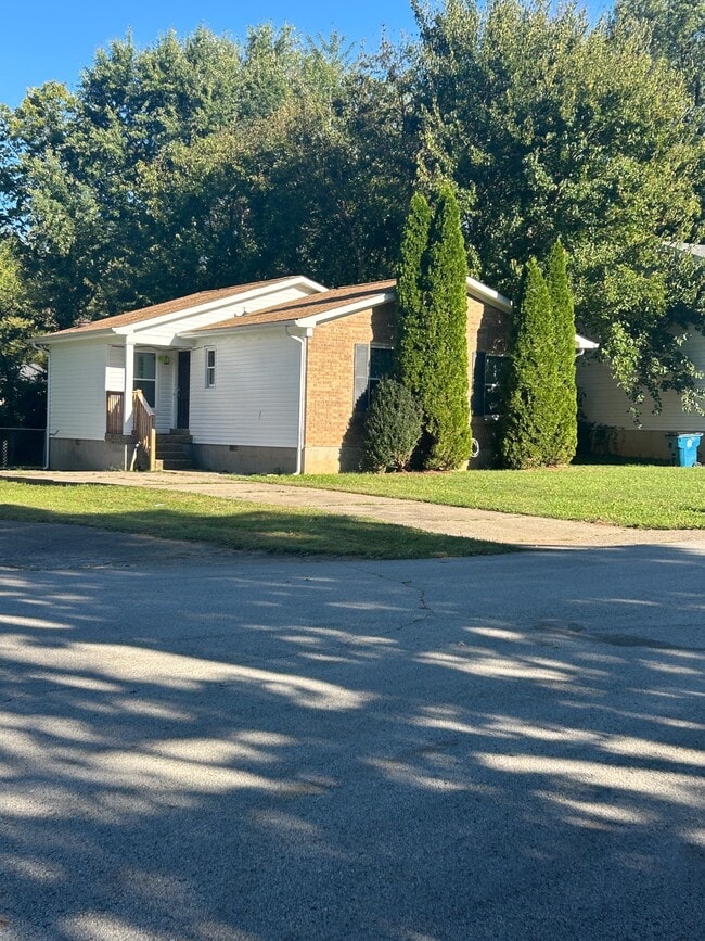 property at 5209 Fisherman Ct