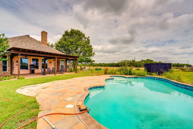 property at 2045 Weston Rd