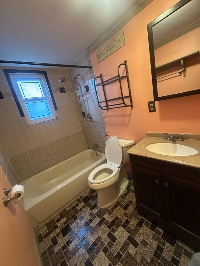 443 Ridgewood Ave in Staten Island, NY - Building Photo - Building Photo