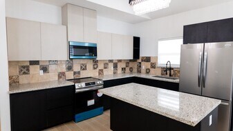 612 Moar Dr in Weslaco, TX - Building Photo