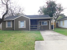 3934 Cosby St in Houston, TX - Building Photo