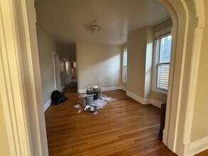 560 2nd St in Troy, NY - Building Photo - Building Photo