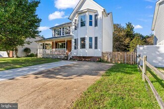 22045 Clipper Dr in California, MD - Building Photo - Building Photo