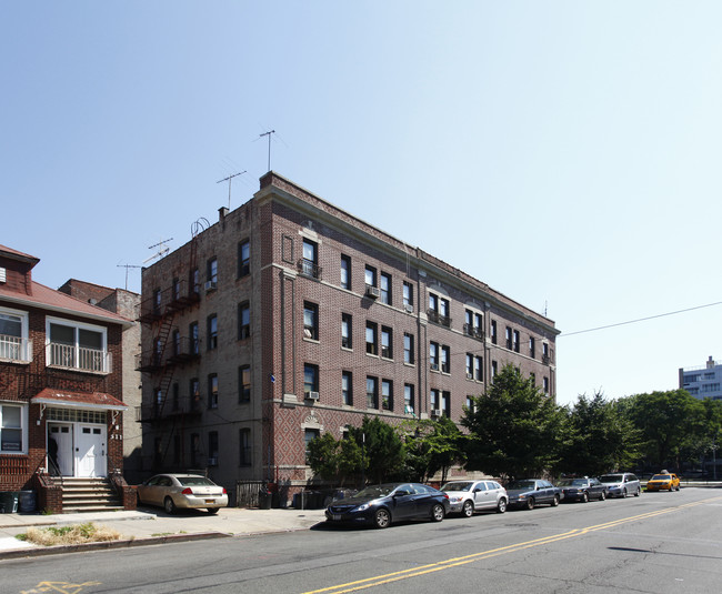 Florence Court in Brooklyn, NY - Building Photo - Building Photo