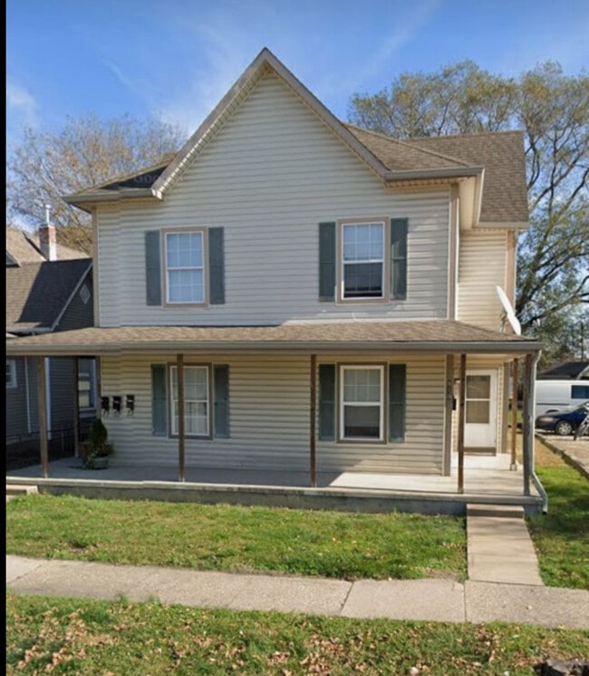 919 Division St in Indianapolis, IN - Foto de edificio - Building Photo
