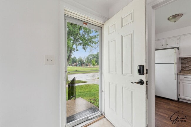 930 London Ave in Lincoln Park, MI - Building Photo - Building Photo