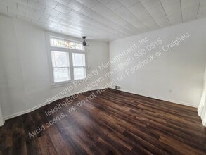 168 W River St in Wilkes-Barre, PA - Foto de edificio - Building Photo