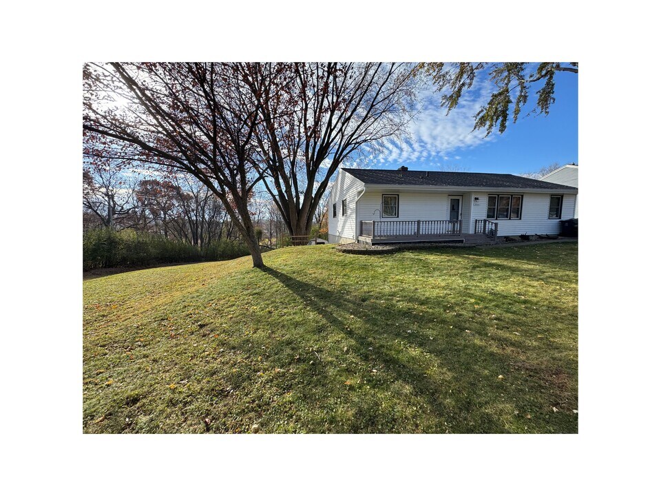 3921 Sycamore Ave in Madison, WI - Building Photo