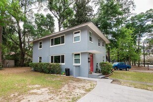 101 NW 21st St, Unit 103 in Gainesville, FL - Building Photo