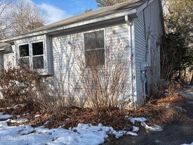 65 N Indian Valley Ct in Little Egg Harbor Township, NJ - Building Photo
